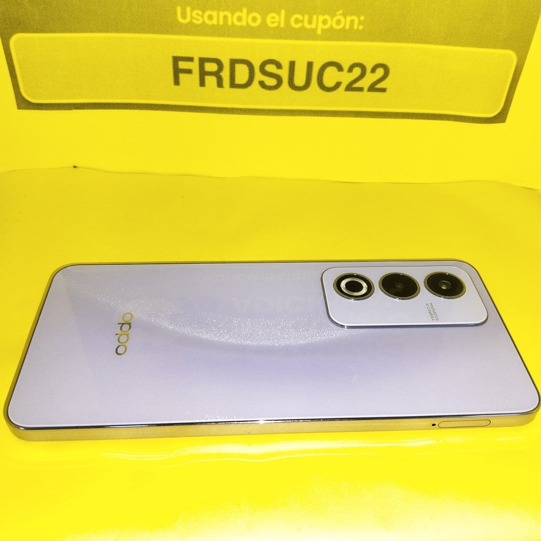 CELULAR OPPO  A80 5G CPH2639 (2024) 256 GB 8 GB RAM (SEMINUEVO)