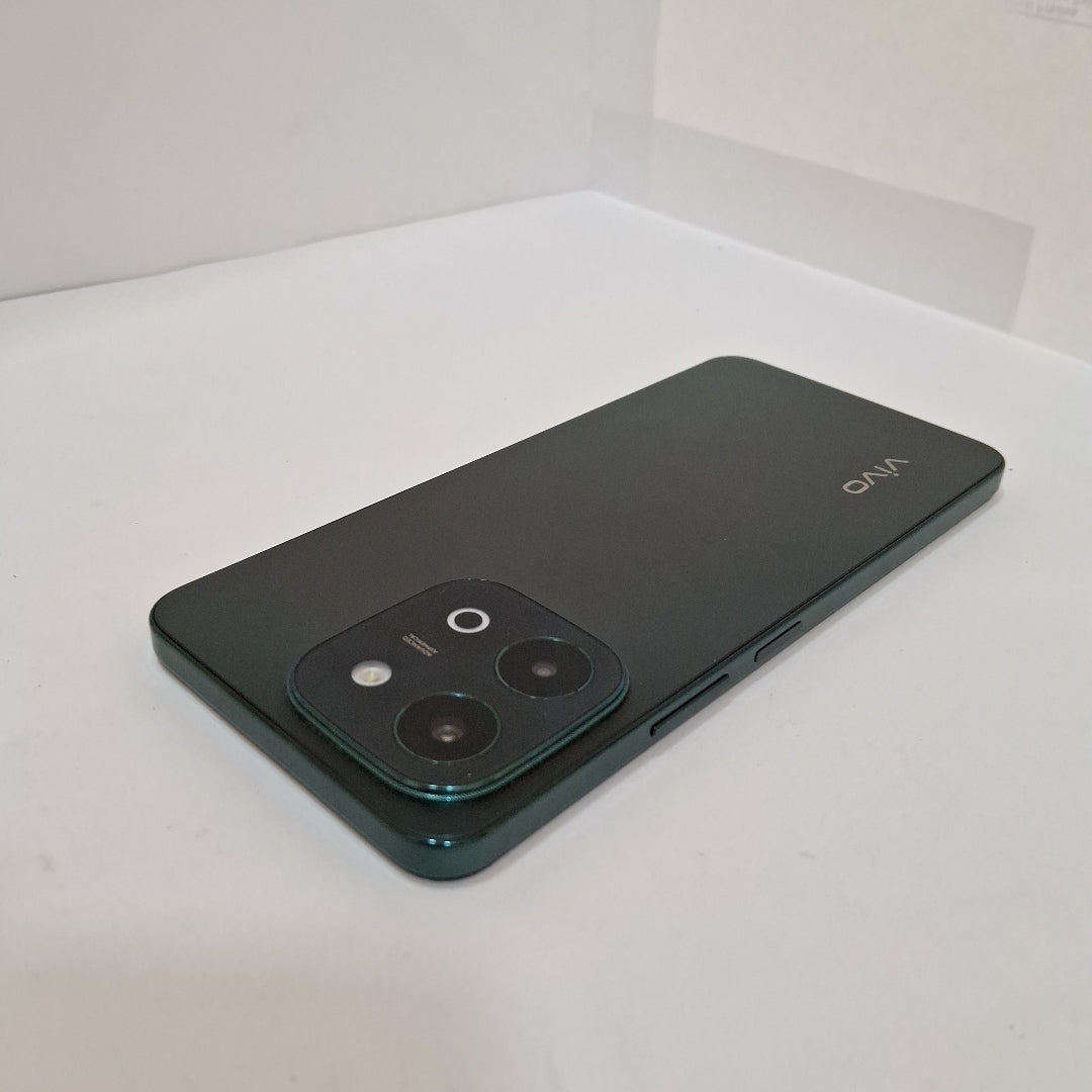 CELULAR VIVO Y28 V2352 256 GB 8 GB RAM (SEMINUEVO)