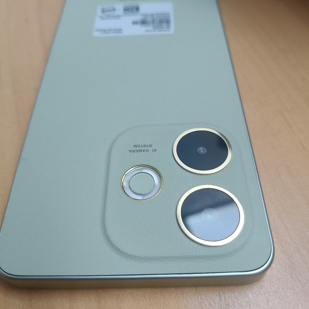 CELULAR OPPO  A5 PRO CPH2711 (2025) 256 GB 8 GB RAM (SEMINUEVO)