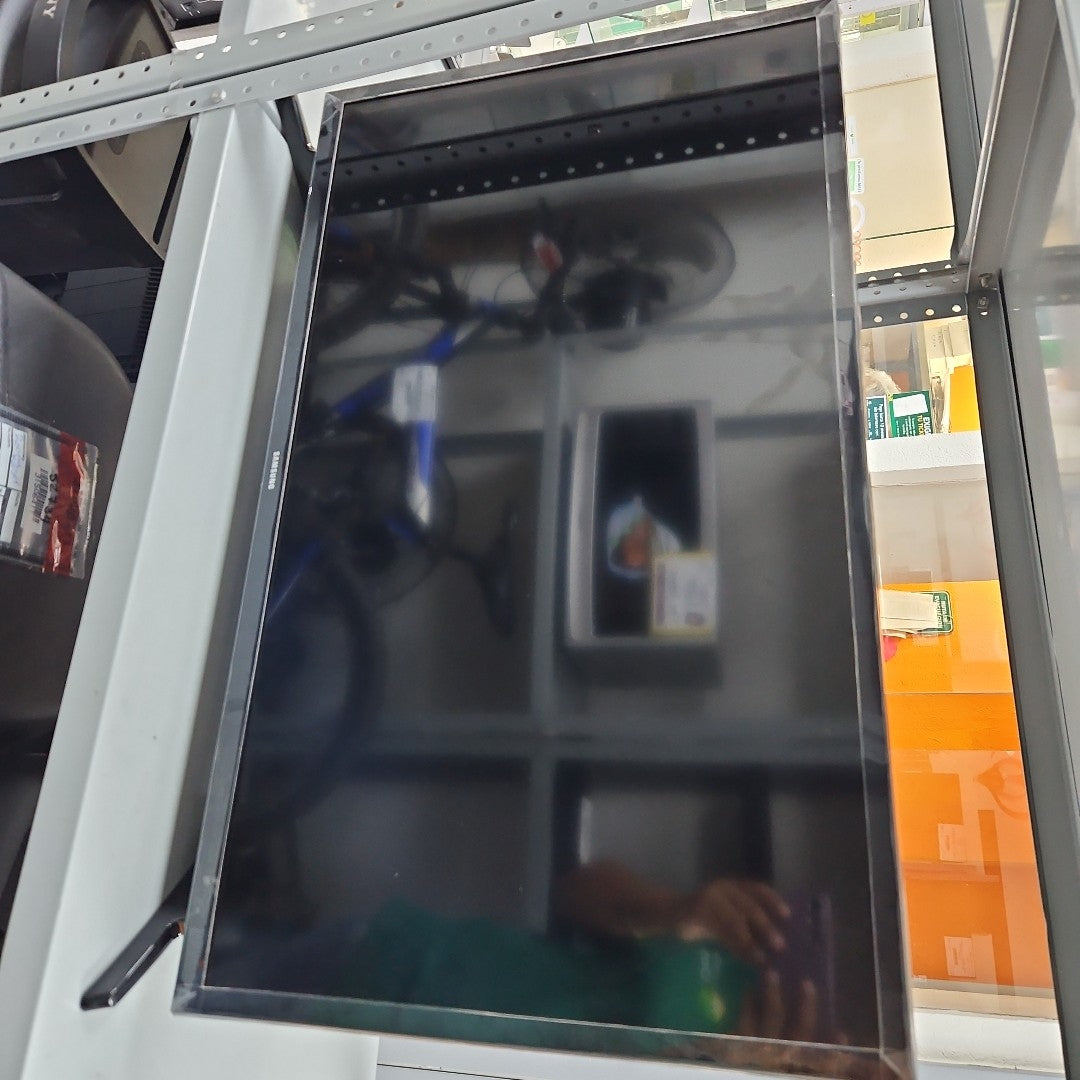 PANTALLA SAMSUNG BE32T-B (2025) 32" LED HD (SEMINUEVO)