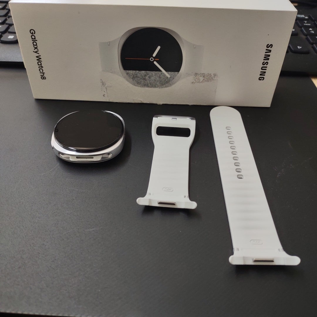 SMARTWATCH SAMSUNG GALAXY WATCH 8 SM-L330 44 MM GPS (SEMINUEVO)