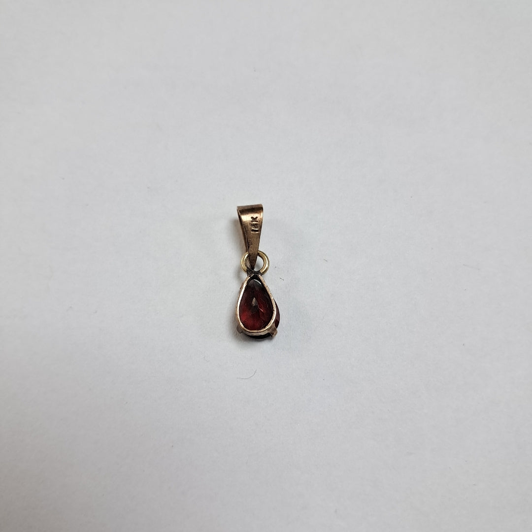 DIJE ORO 10 K 0,80 GRMS (SEMINUEVO)