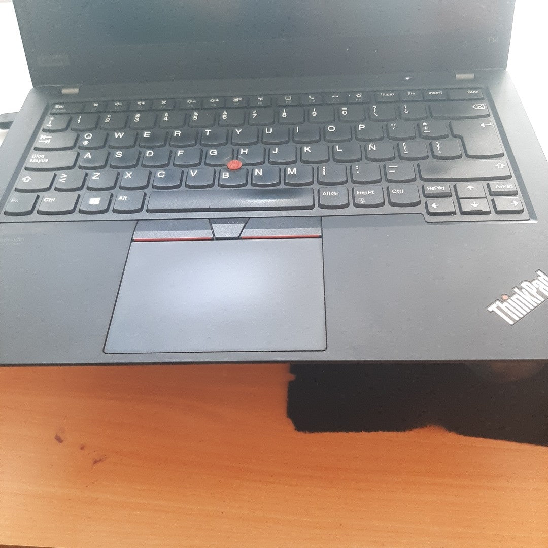 LAPTOP LENOVO THINKPAD T14 GEN 1 (2022) 512 GB SSD 8 GB RAM (SEMINUEVO)