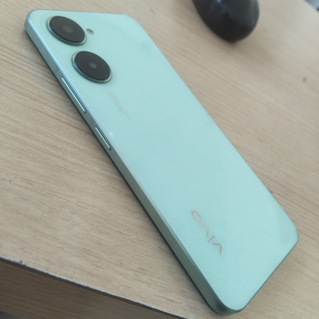 CELULAR VIVO Y03 V2332 (2024) 128 GB 4 GB RAM (SEMINUEVO)
