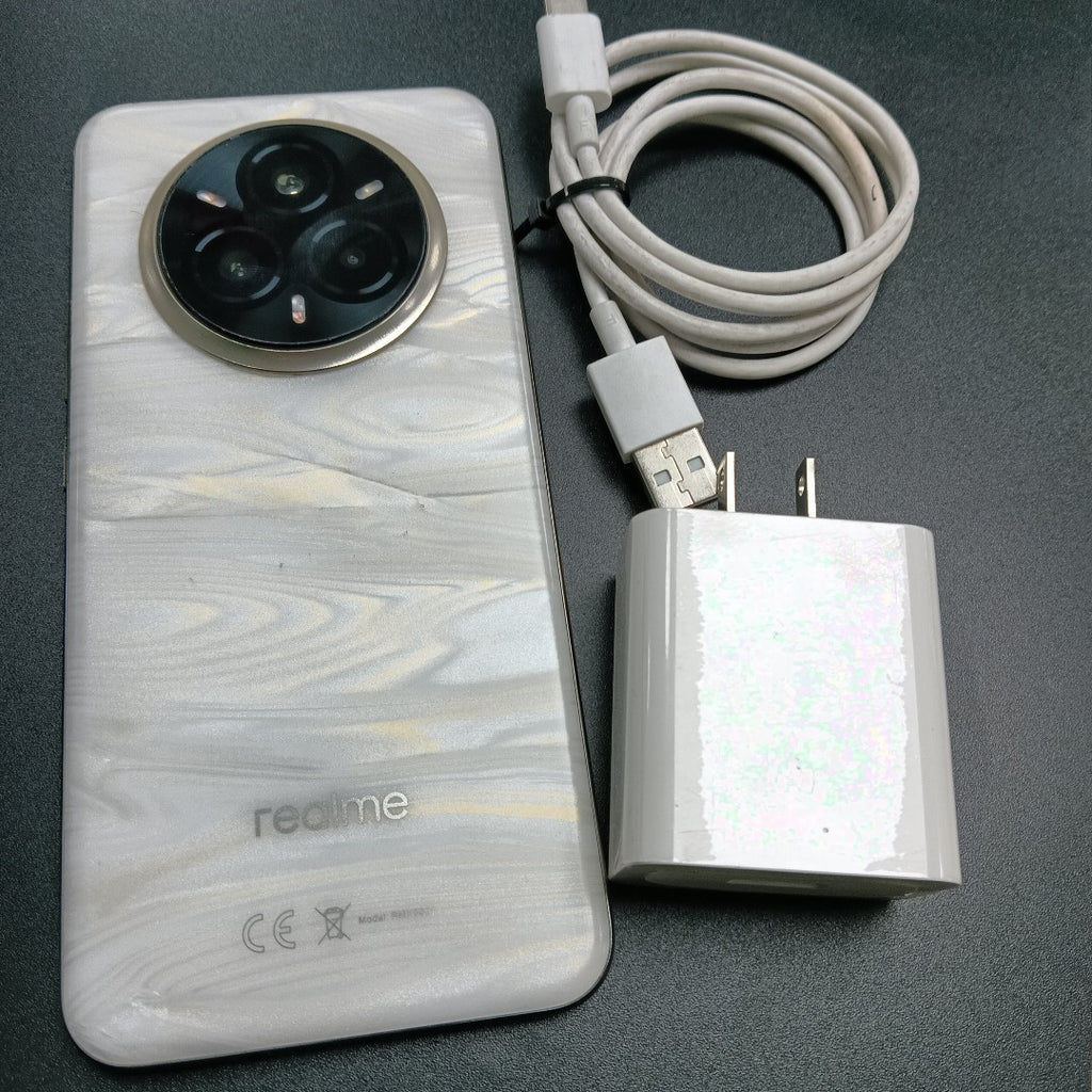 CELULAR REALME 14 PRO + 5G RMX5051 (2025) 512 GB 12 GB RAM (SEMINUEVO)