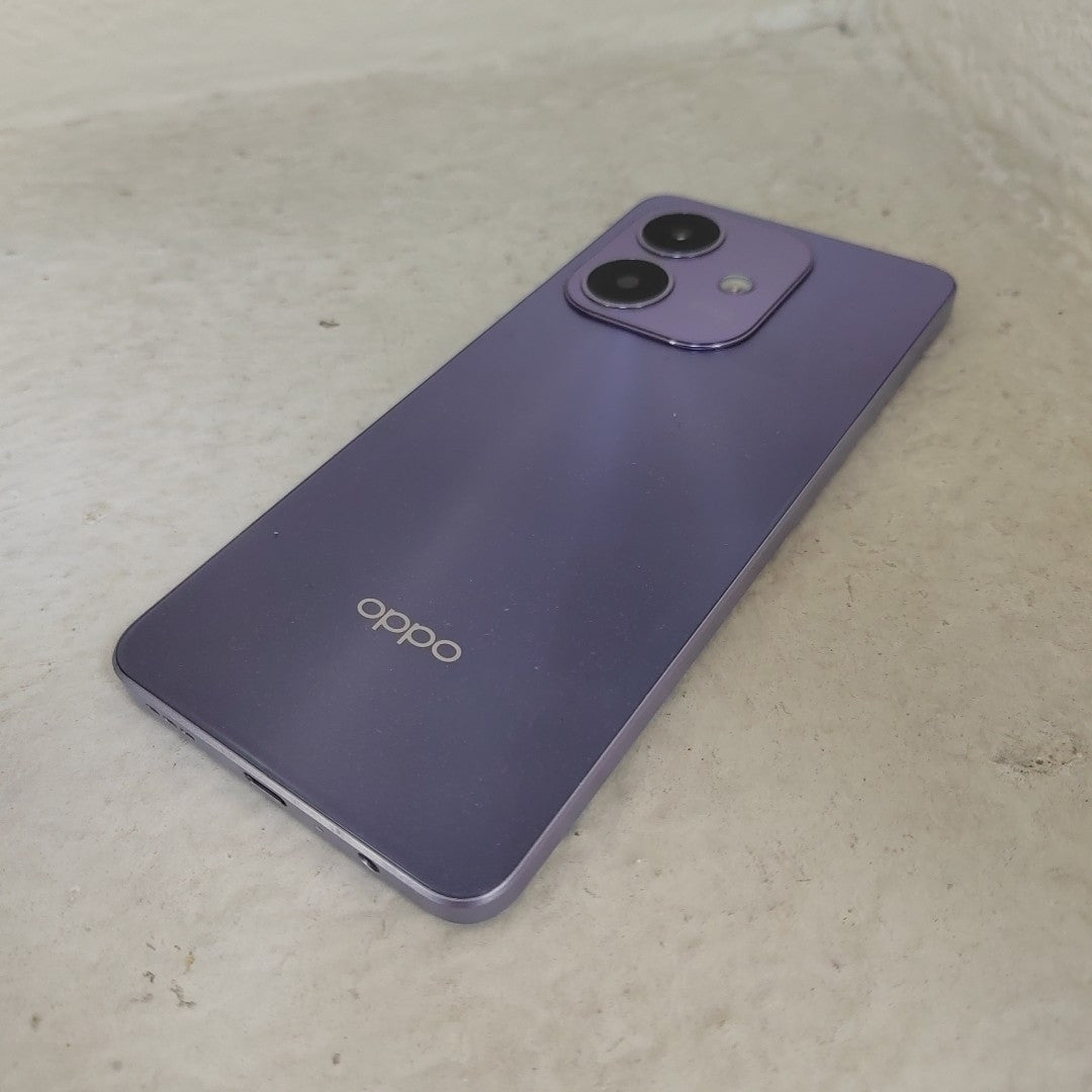 CELULAR OPPO  A40 CPH2669 (2024) 256 GB 4 GB RAM (SEMINUEVO)