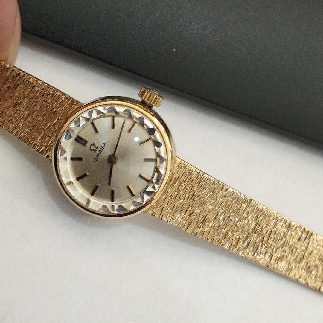 RELOJ CAJA Y PULSO ORO ORO 18 K 33.4 GRMS (SEMINUEVO)
