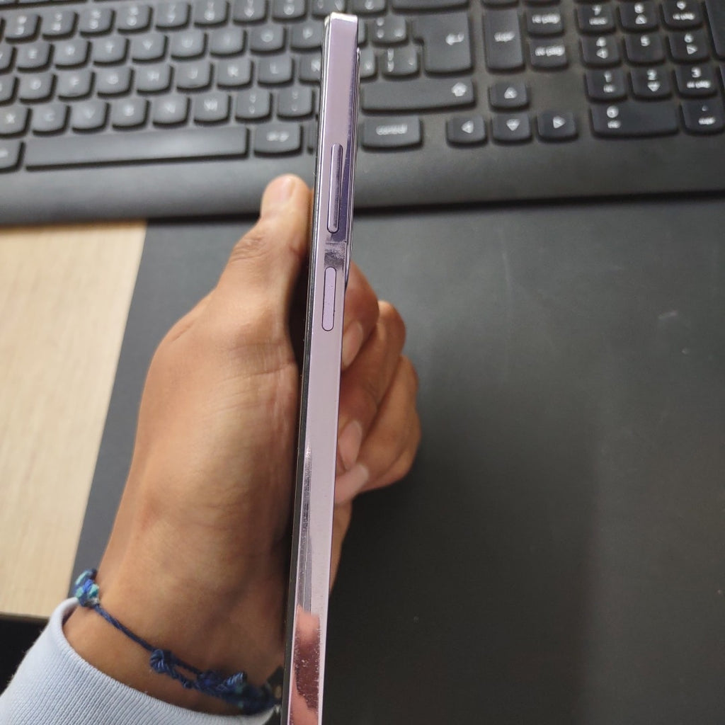 CELULAR OPPO  A80 5G CPH2639 (2024) 256 GB 8 GB RAM (SEMINUEVO)