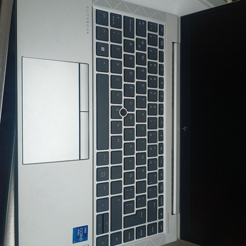 LAPTOP HP ELITEBOOK 840 G8 (2023) 256 GB SSD 16 GB RAM