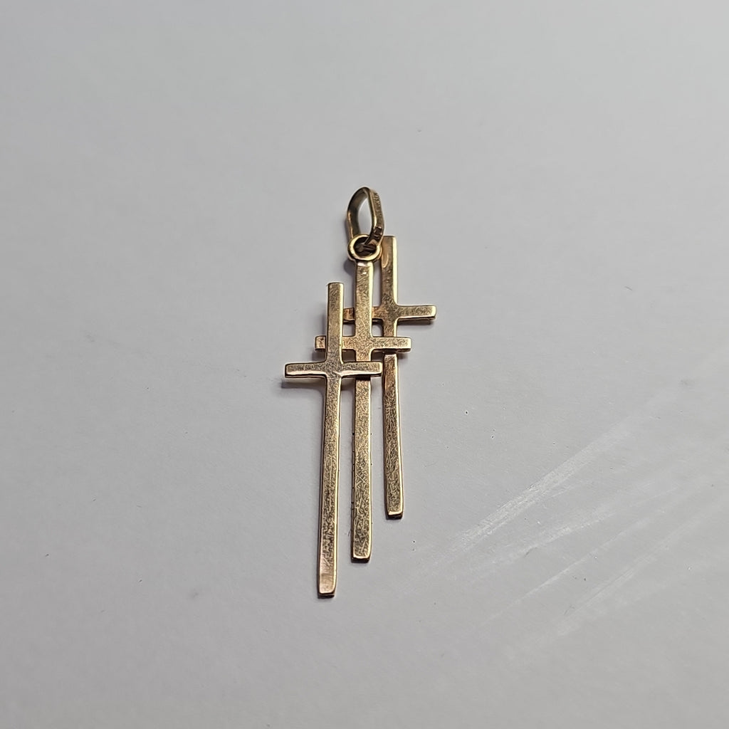 CRUZ, DIJE ORO 14 K 1.9 GRMS (SEMINUEVO)