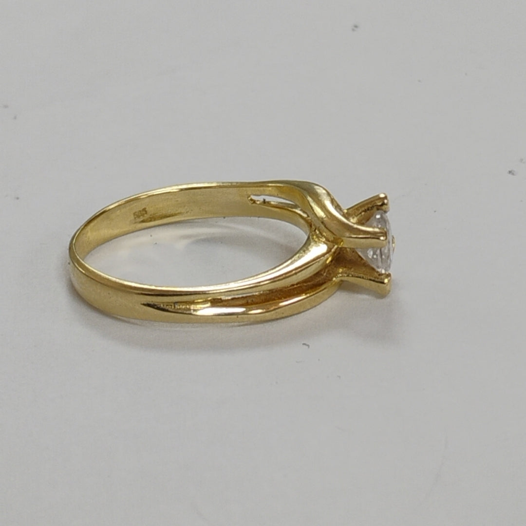 SOLITARIO ORO 14 K 3,70 GRMS (SEMINUEVO)