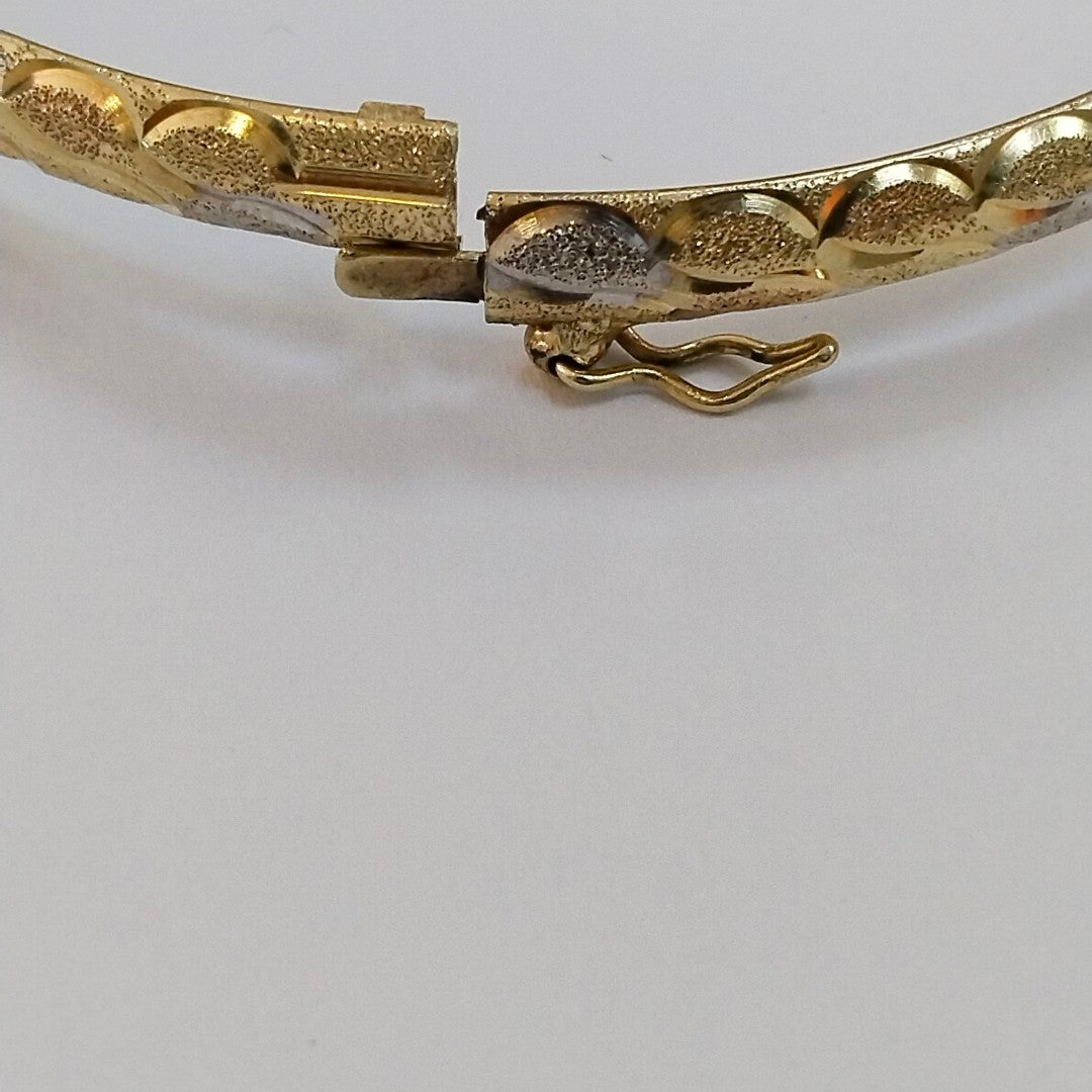 PULSERA RIGIDA ORO 10 K 6.8 GRMS (SEMINUEVO)