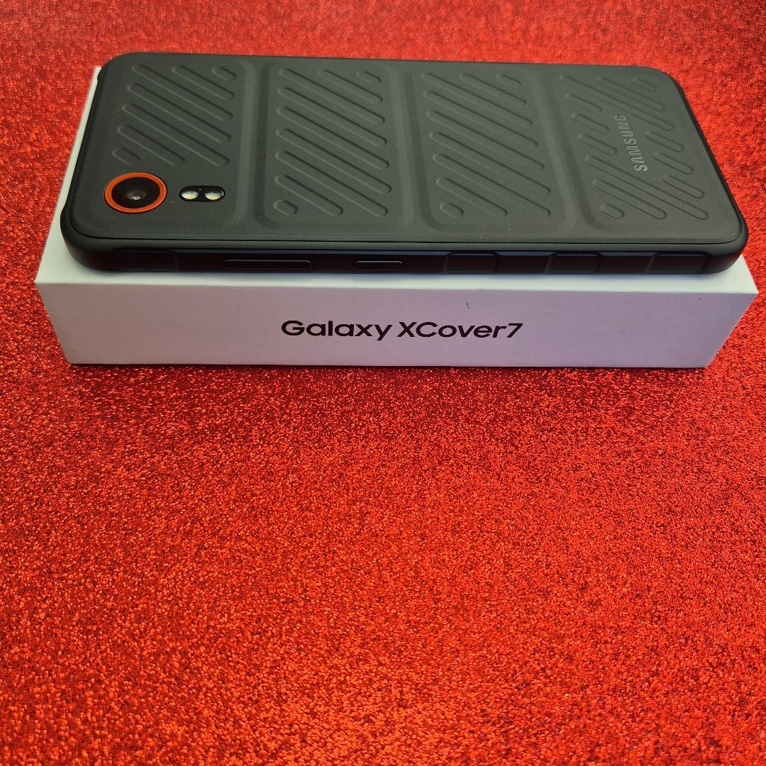 CELULAR SAMSUNG GALAXY XCOVER 7 SM-G556B (2024) 128 GB 6 GB RAM (SEMINUEVO)