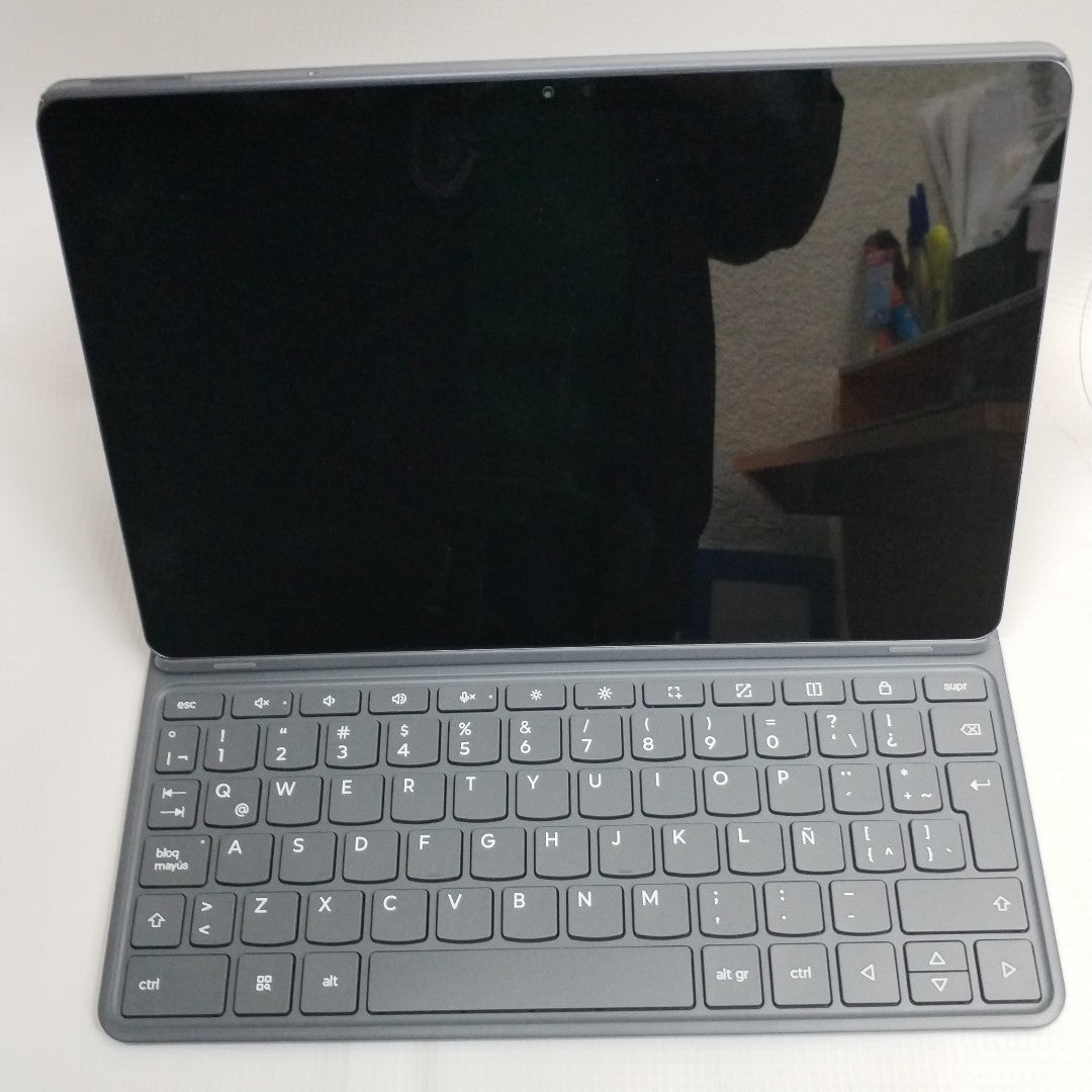 TABLETA LENOVO IDEATAB TB336FU (2025) 128 GB 8 GB RAM (SEMINUEVO)