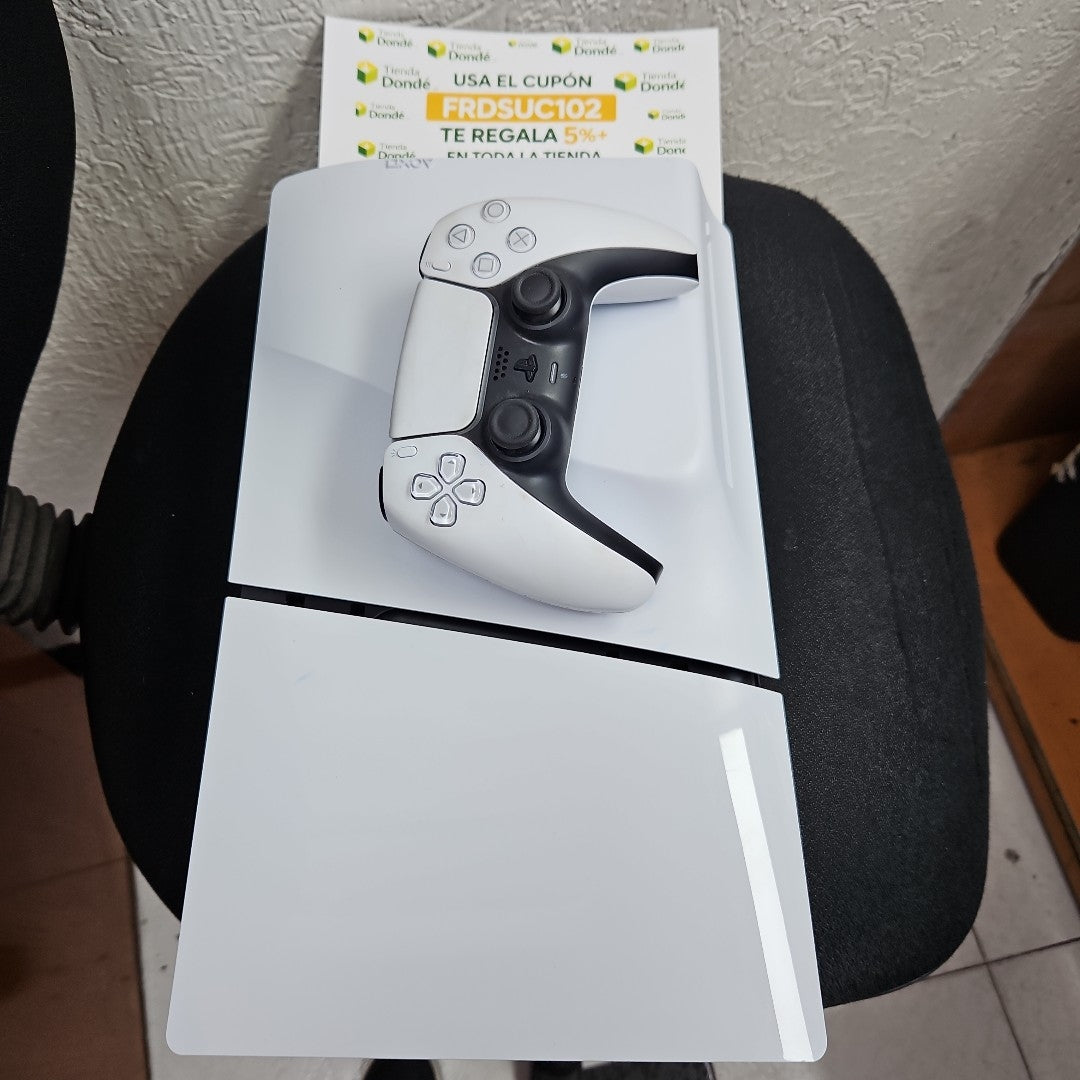 CONSOLA DE VIDEOJUEGO SONY PS5 SLIM 1 TB SSD (SEMINUEVO)