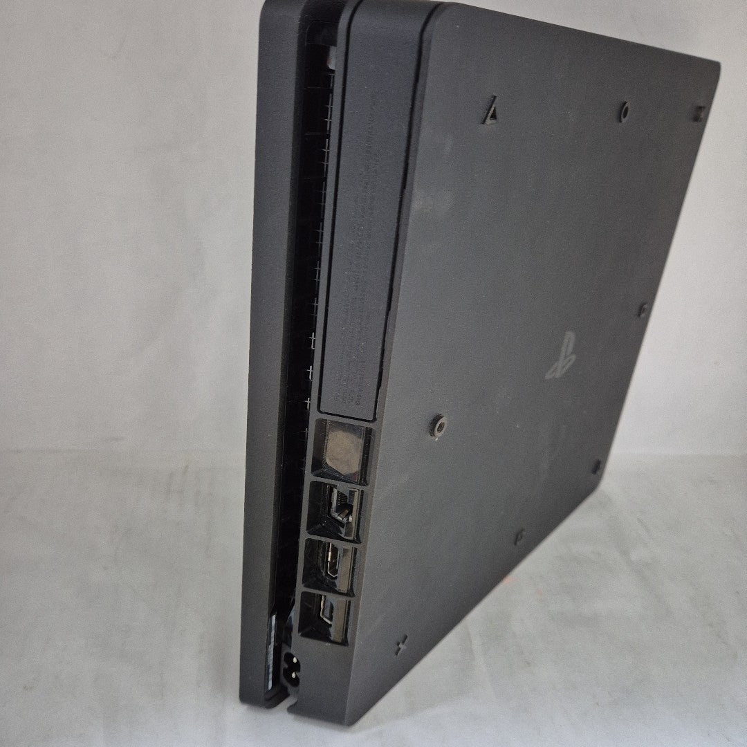 CONSOLA DE VIDEOJUEGO SONY PS4 SLIM 1 TB (SEMINUEVO)