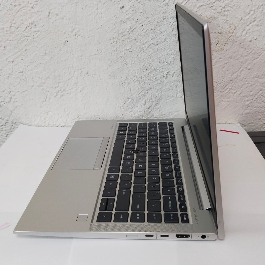 LAPTOP HP ELITEBOOK 855 G8 (2022) 256 GB SSD 16 GB RAM (SEMINUEVO)