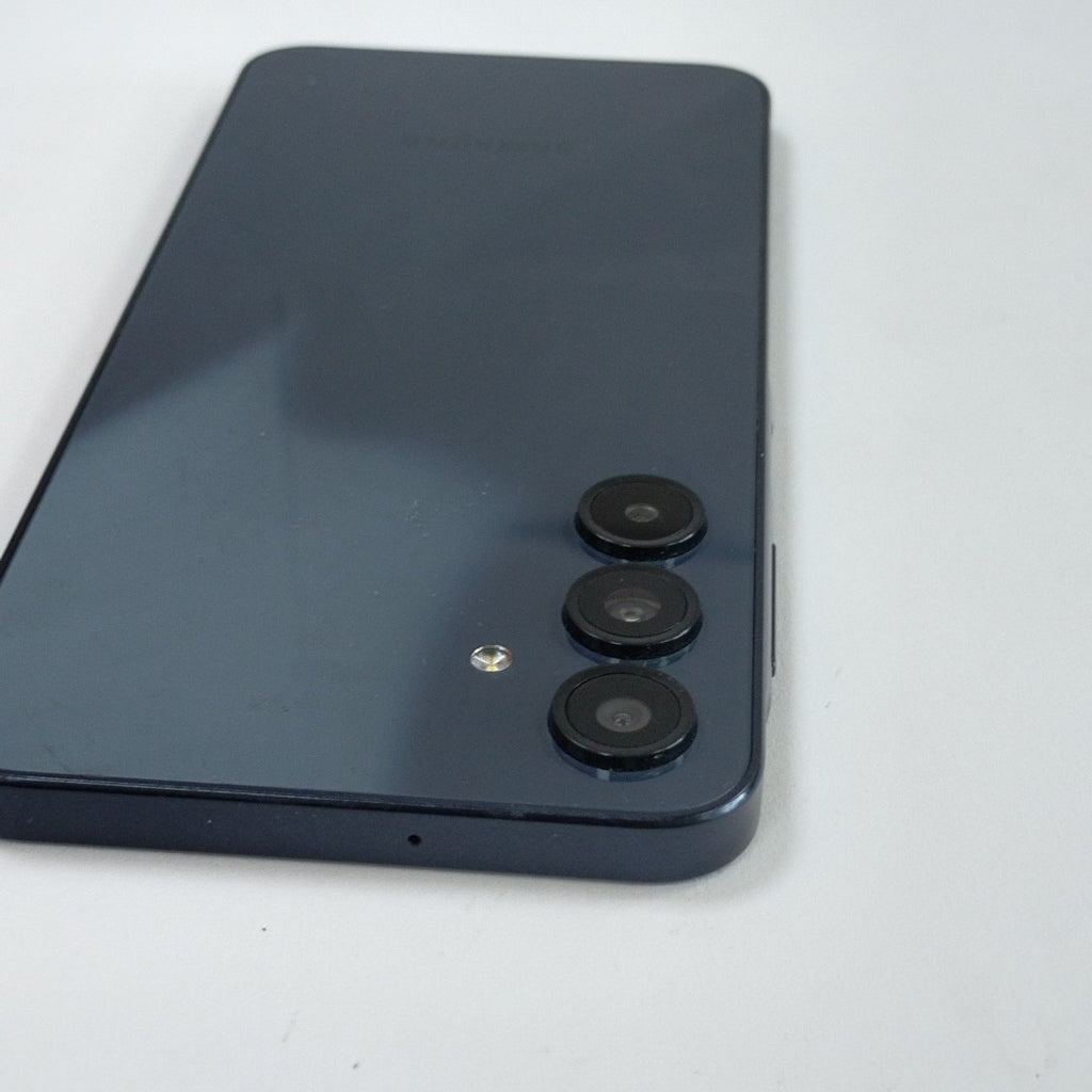 CELULAR SAMSUNG GALAXY A16 5G SM-A166M (2024) 128 GB 4 GB RAM (SEMINUEVO)