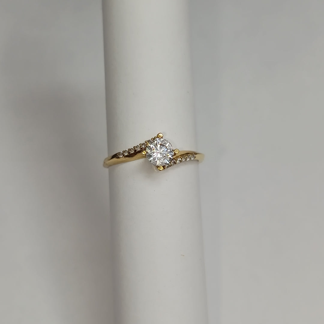 K1 1,80 GRMS 14 K ESPECIFICACIONES COMPLEMENTARIAS SOLITARIO CON SINTÉTICOS BLAN (SEMINUEVO)