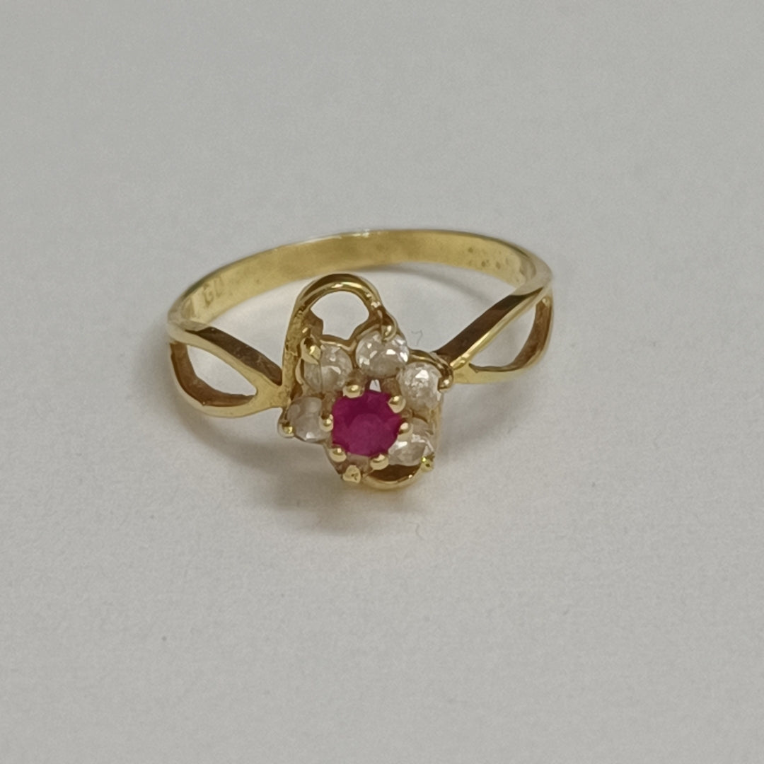 K1 1,80 GRMS 14 K ESPECIFICACIONES COMPLEMENTARIAS ANILLITO EN FORMA DE FLOR CON (SEMINUEVO)