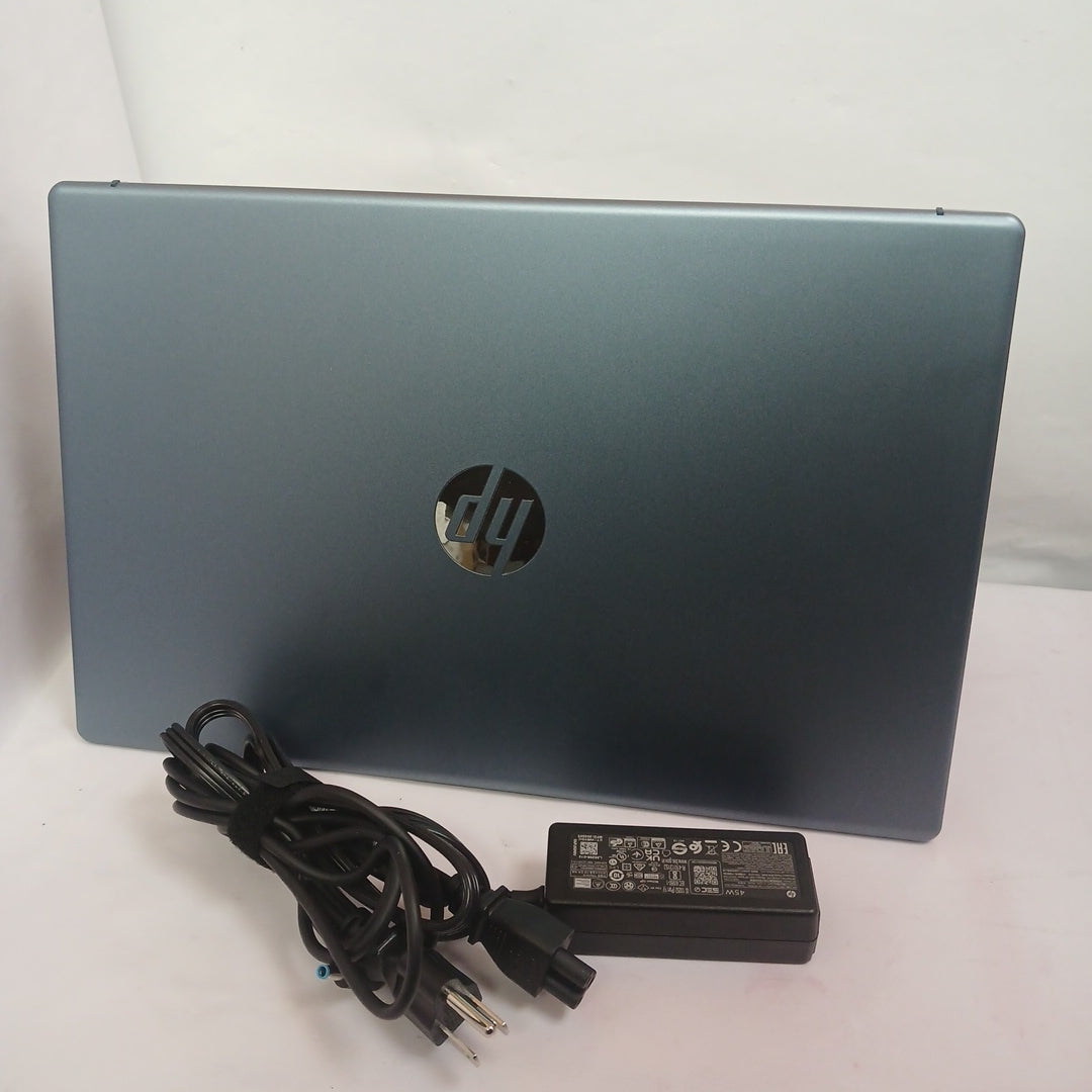 LAPTOP HP 15-FC0212LA (2025) 512 GB SSD 8 GB RAM (SEMINUEVO)