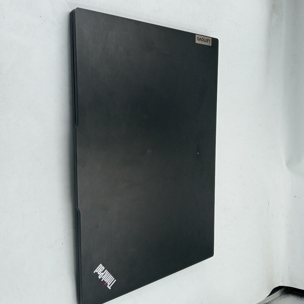 LAPTOP LENOVO THINKPAD E16 GEN 1 (2024) 512 GB SSD 16 GB RAM (SEMINUEVO)