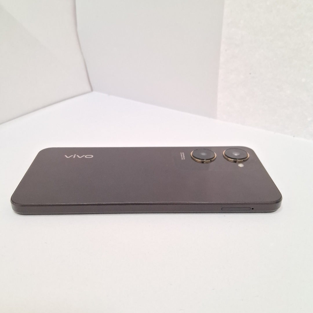 CELULAR VIVO Y18 V2333 128 GB 6 GB (SEMINUEVO)