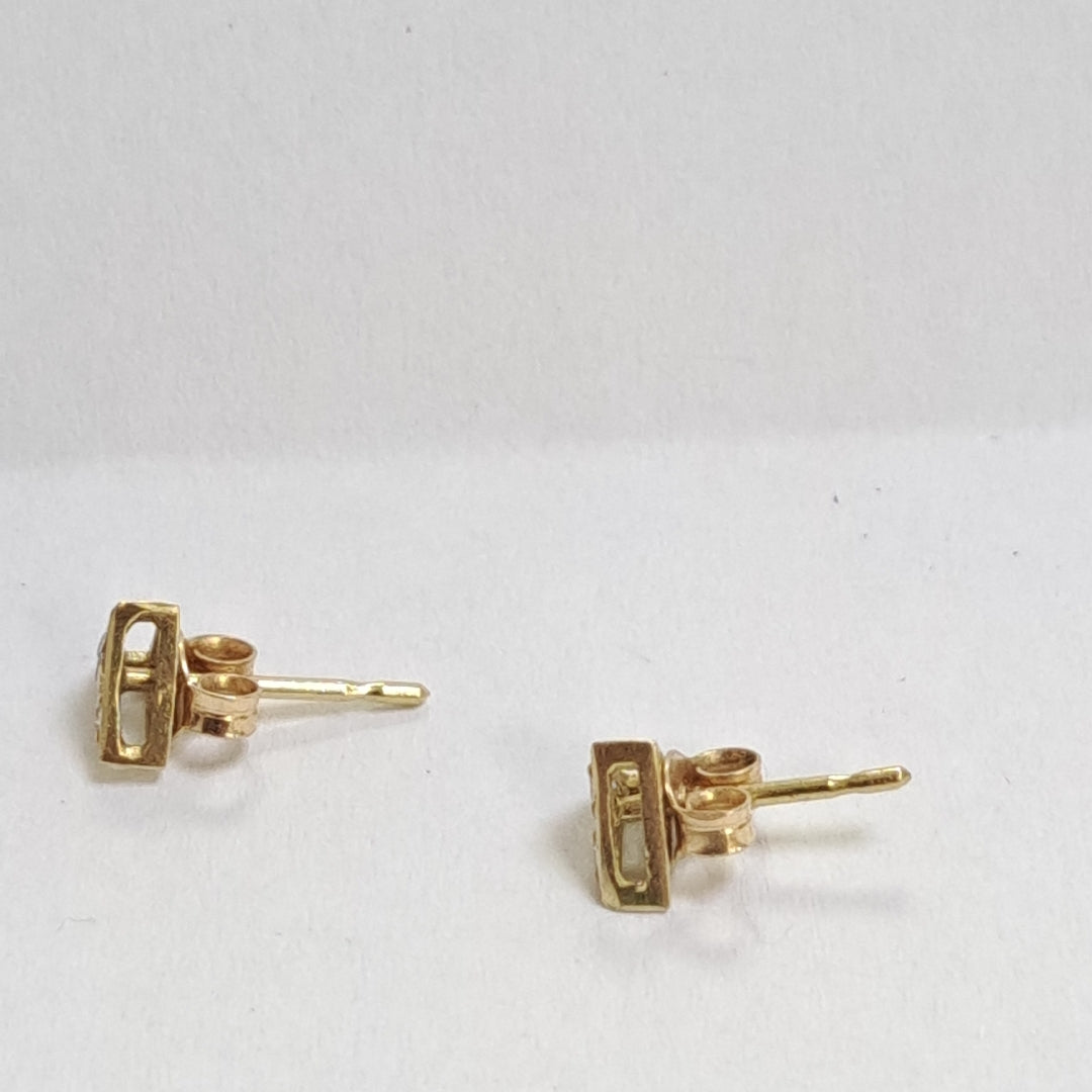 BROQUELES PAR ORO 18 K 1,30 GRMS (SEMINUEVO)