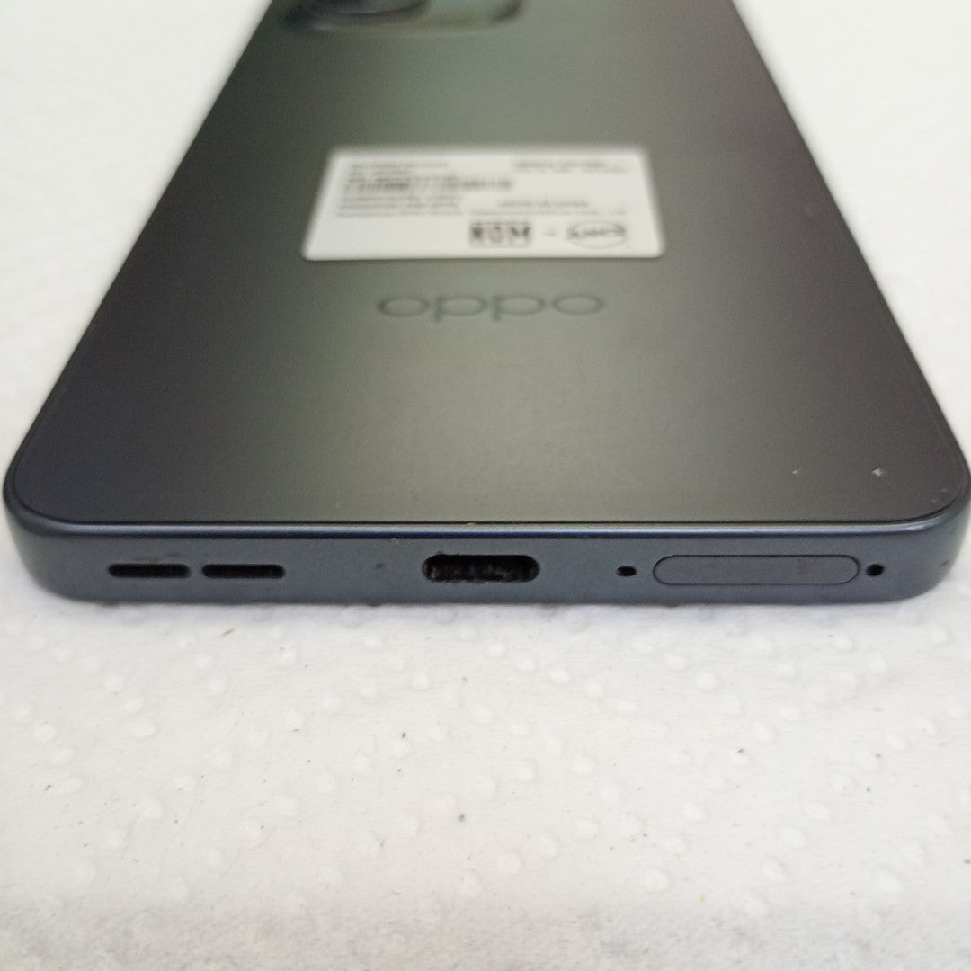 CELULAR OPPO  RENO 13F 5G CPH2699 (2025) 256 GB 12 GB RAM (SEMINUEVO)