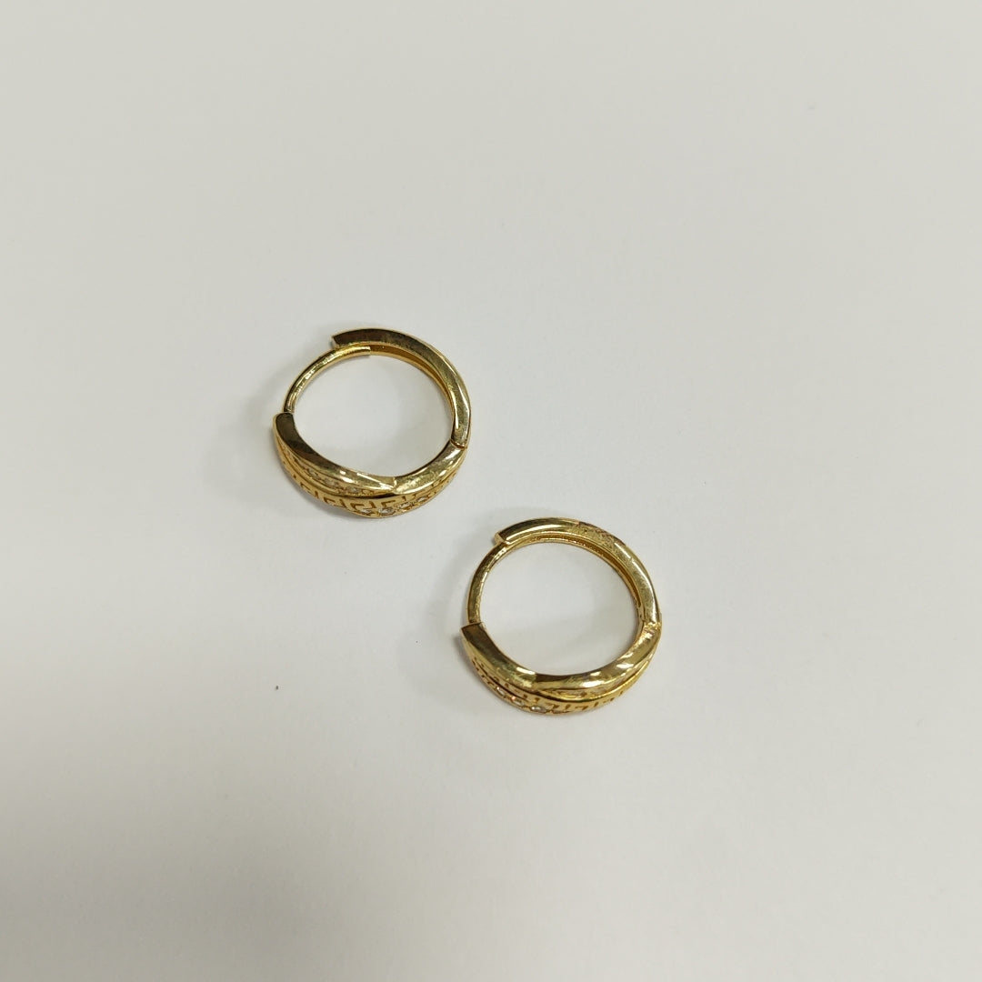 HUGGIES ORO 14K 1.8 (NUEVO)