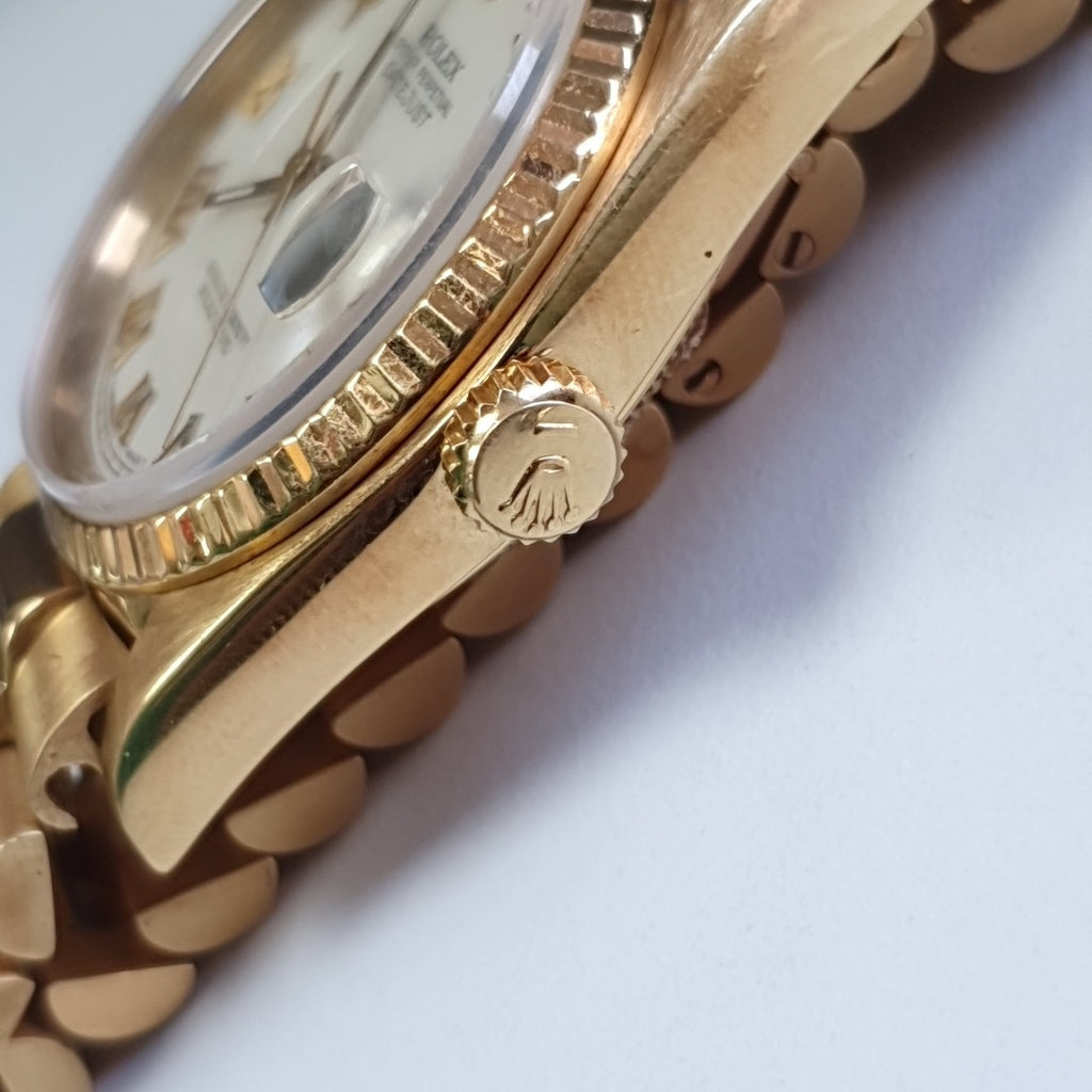 RELOJ CAJA Y PULSO ORO ORO 18 K 133.4 GRMS (SEMINUEVO)