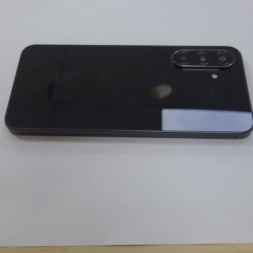 CELULAR SAMSUNG GALAXY A26 5G SM-A266M (2025) 128 GB 6 GB RAM (SEMINUEVO)