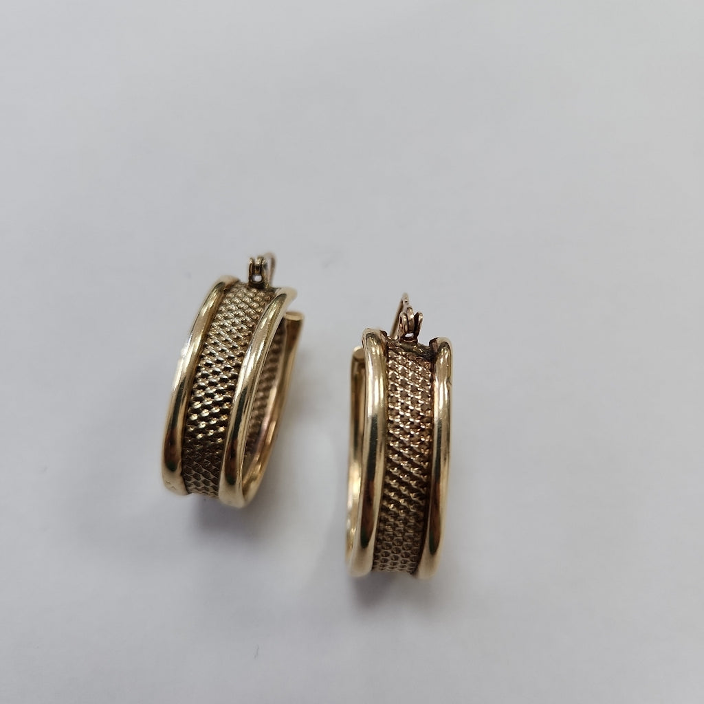 ARRACADAS PAR ORO 10 K 6,00 GRMS (SEMINUEVO)