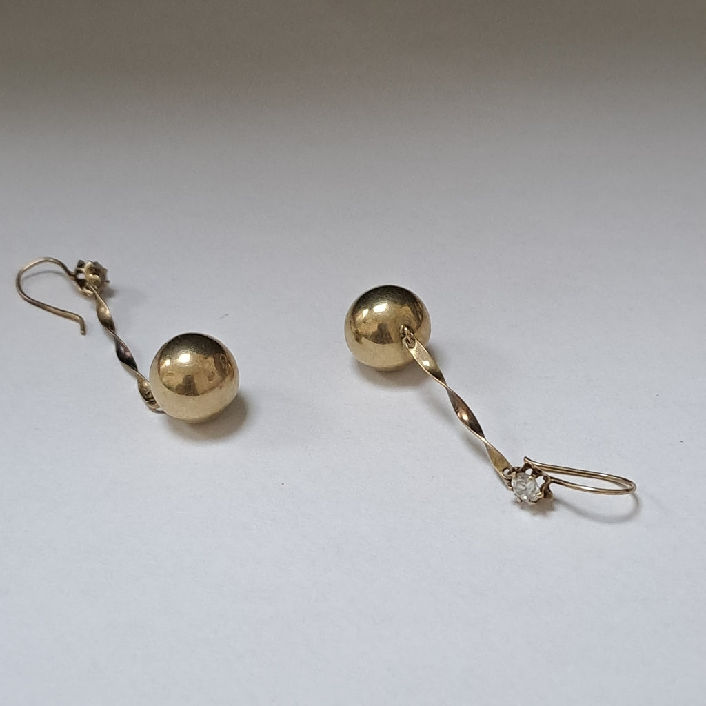 ARETES PAR ORO 8 K 2,20 GRMS (SEMINUEVO)