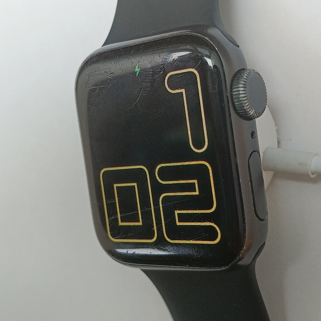 SMARTWATCH APPLE SE ALUMINIO A2351 40 MM GPS (SEMINUEVO)