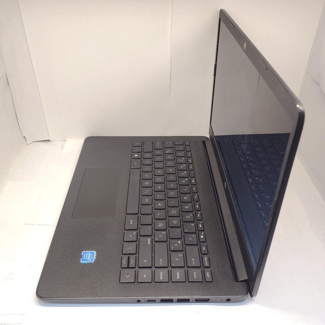 LAPTOP HP 14-DQ0501LA (2022) 256 GB SSD 4 GB RAM (SEMINUEVO)