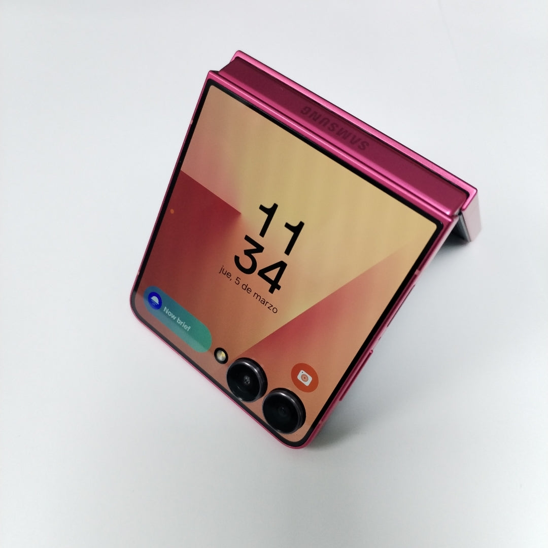 CELULAR SAMSUNG GALAXY Z FLIP 7 SM-F766B (2025) 512 GB 12 GB RAM (SEMINUEVO)