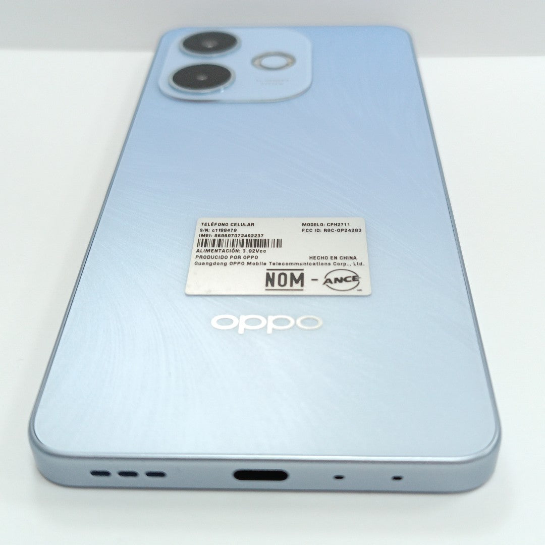CELULAR OPPO  A5 PRO CPH2711 (2025) 256 GB 8 GB RAM (SEMINUEVO)