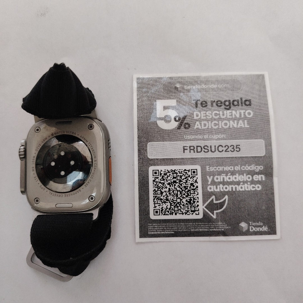 SMARTWATCH APPLE ULTRA TITANIO A2622 49 MM GPS + CELULAR (SEMINUEVO)