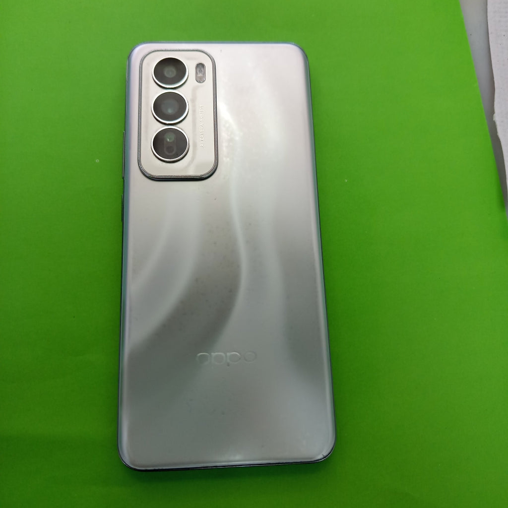CELULAR OPPO   RENO12 5G CPH2625 (2024) 512 GB 12 GB RAM (SEMINUEVO)