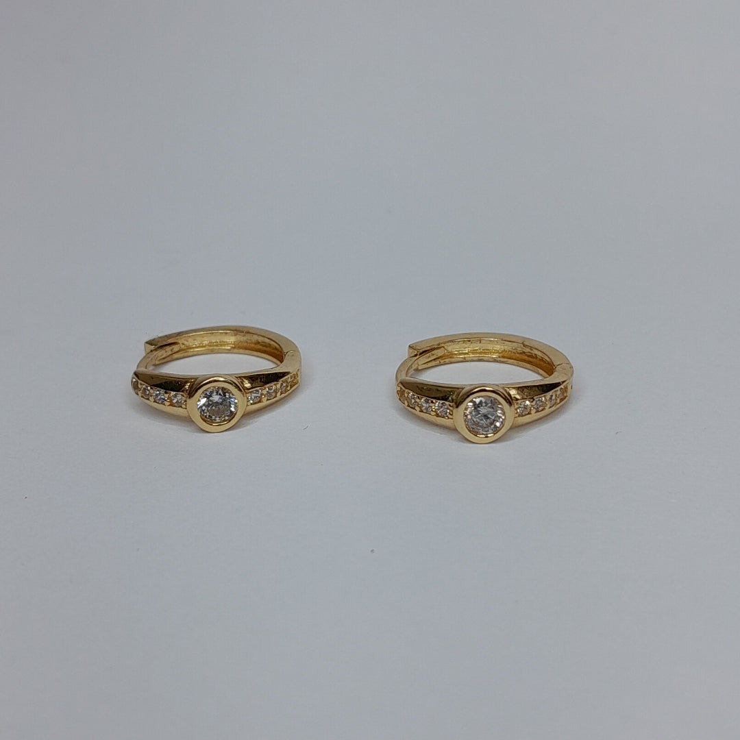 HUGGIES ORO 14K 2.4 (NUEVO)