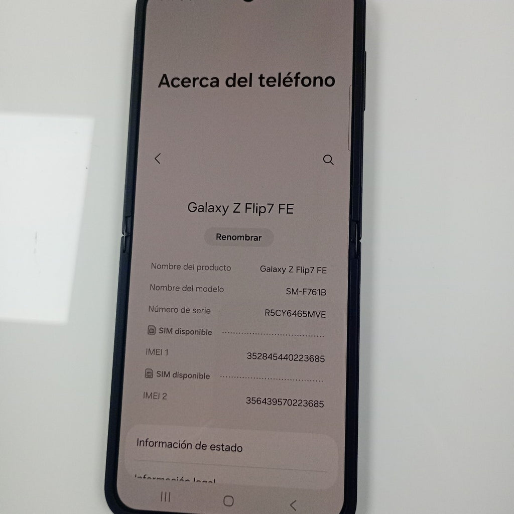 CELULAR SAMSUNG GALAXY Z FLIP7 FE SM-F761B (2025) 128 GB 8 GB RAM (SEMINUEVO)
