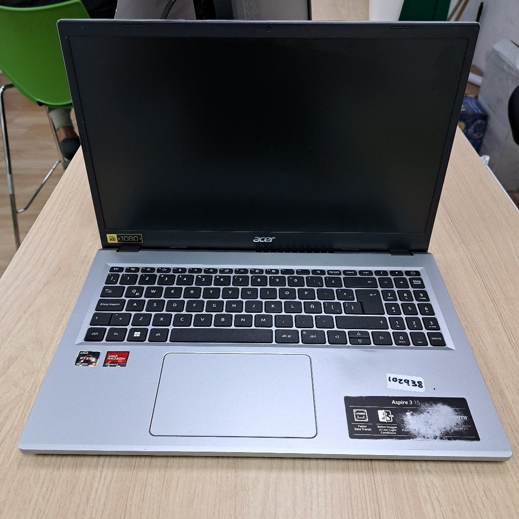 LAPTOP ACER ASPIRE 3 15 A315-24P-R0Q5 (2023) 256 GB 8 GB RAM (SEMINUEVO)