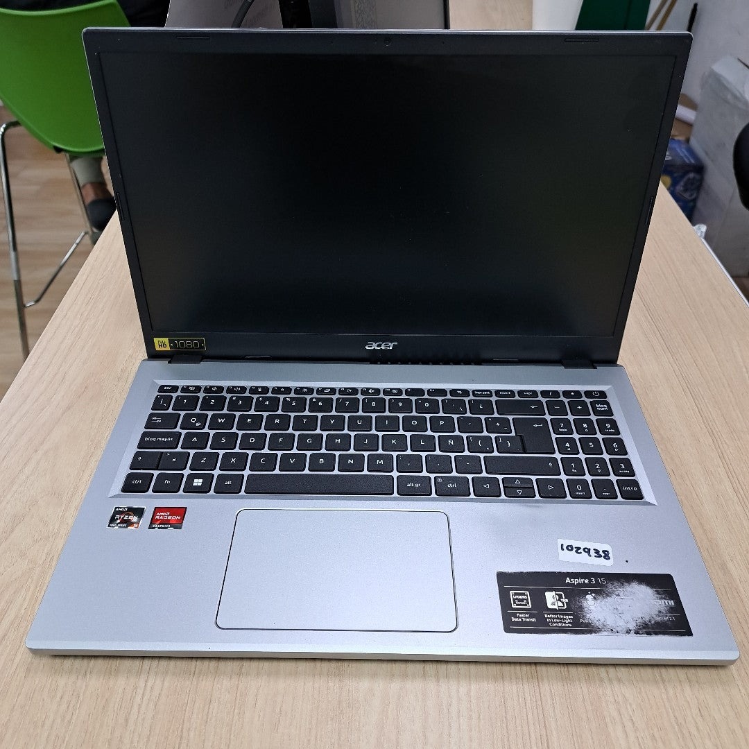 LAPTOP ACER ASPIRE 3 15 A315-24P-R0Q5 (2023) 256 GB 8 GB RAM (SEMINUEVO)