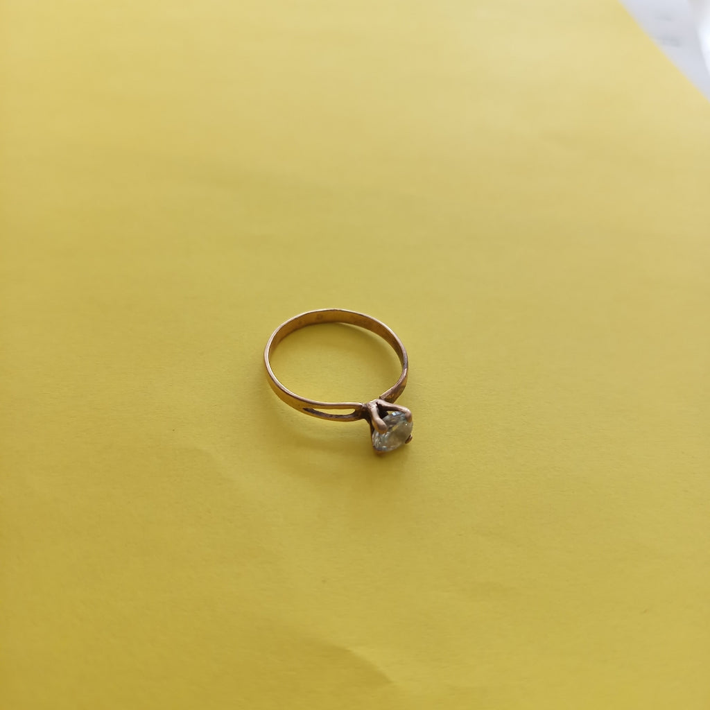 SOLITARIO ORO 10 K 2.2 GRMS (SEMINUEVO)