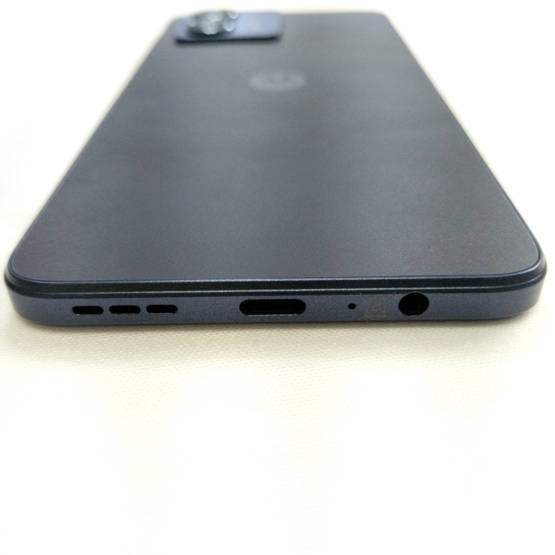 CELULAR MOTOROLA MOTO G84 XT2347-1 (2023) 256 GB 8 GB RAM (SEMINUEVO)