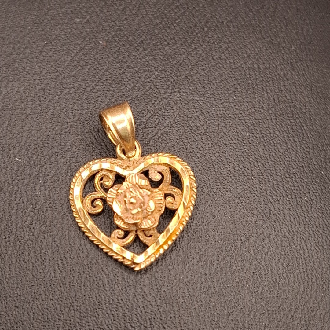 DIJE ORO 10 K 0,80 GRMS (SEMINUEVO)