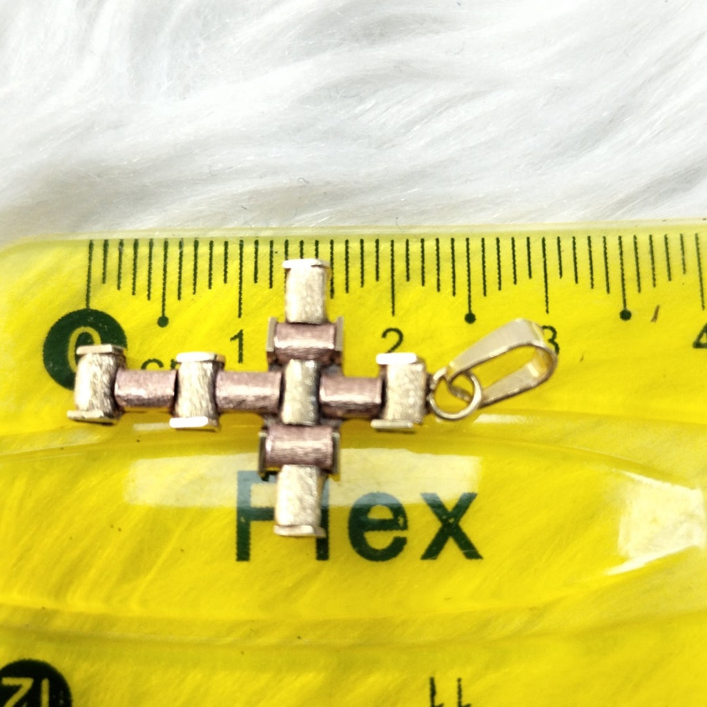 CRUZ, DIJE ORO 14 K 2 GRMS (SEMINUEVO)