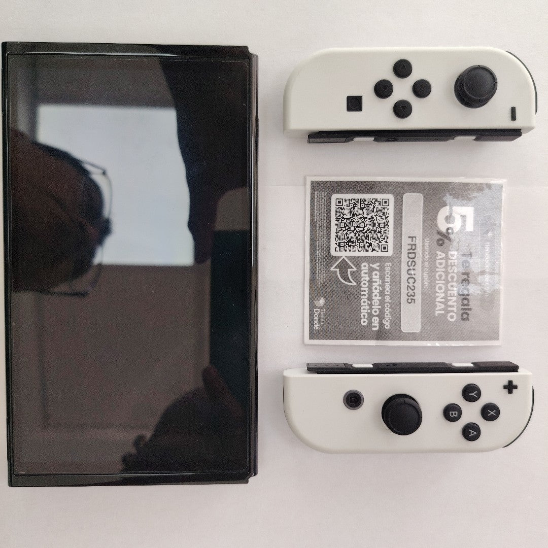 CONSOLA DE VIDEOJUEGO NINTENDO SWITCH OLED 64 GB (SEMINUEVO)