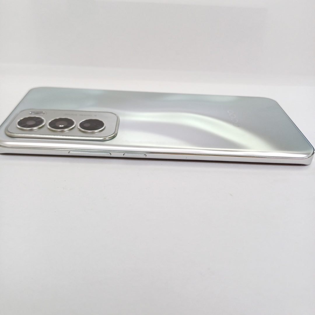 CELULAR OPPO   RENO12 5G CPH2625 (2024) 512 GB 12 GB RAM
